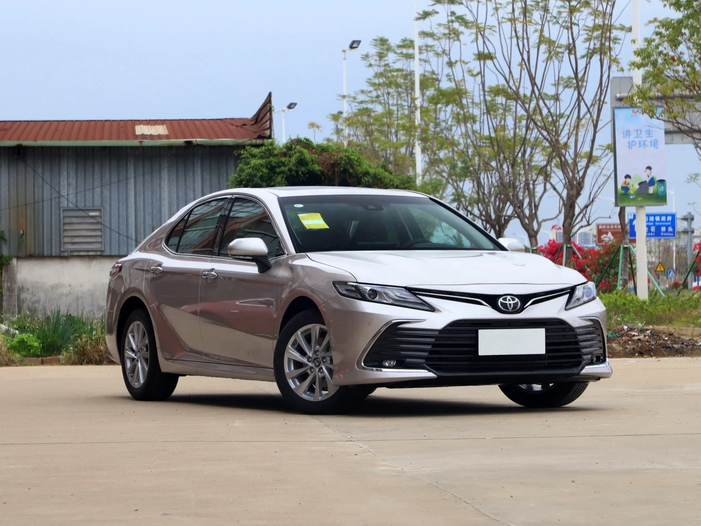 2022 178hp E-cvt Dual Engine 2.5he Elite Plus Edition Hybrid Electric New Energy Vehicles Petrol Gasoline Car for Toyota Camry