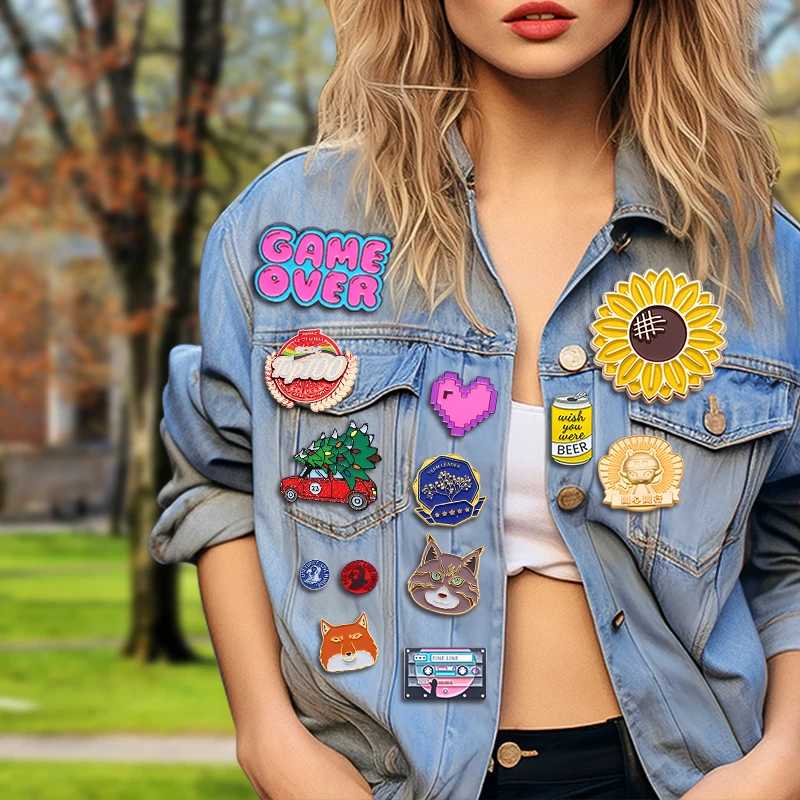 Personalized metal crafts label pin badge custom logo enamel metal badges for clothes