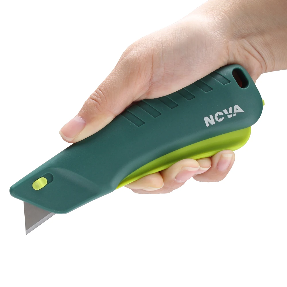 Blade automatically retracts safety box cutter smart squeeze trigger knife