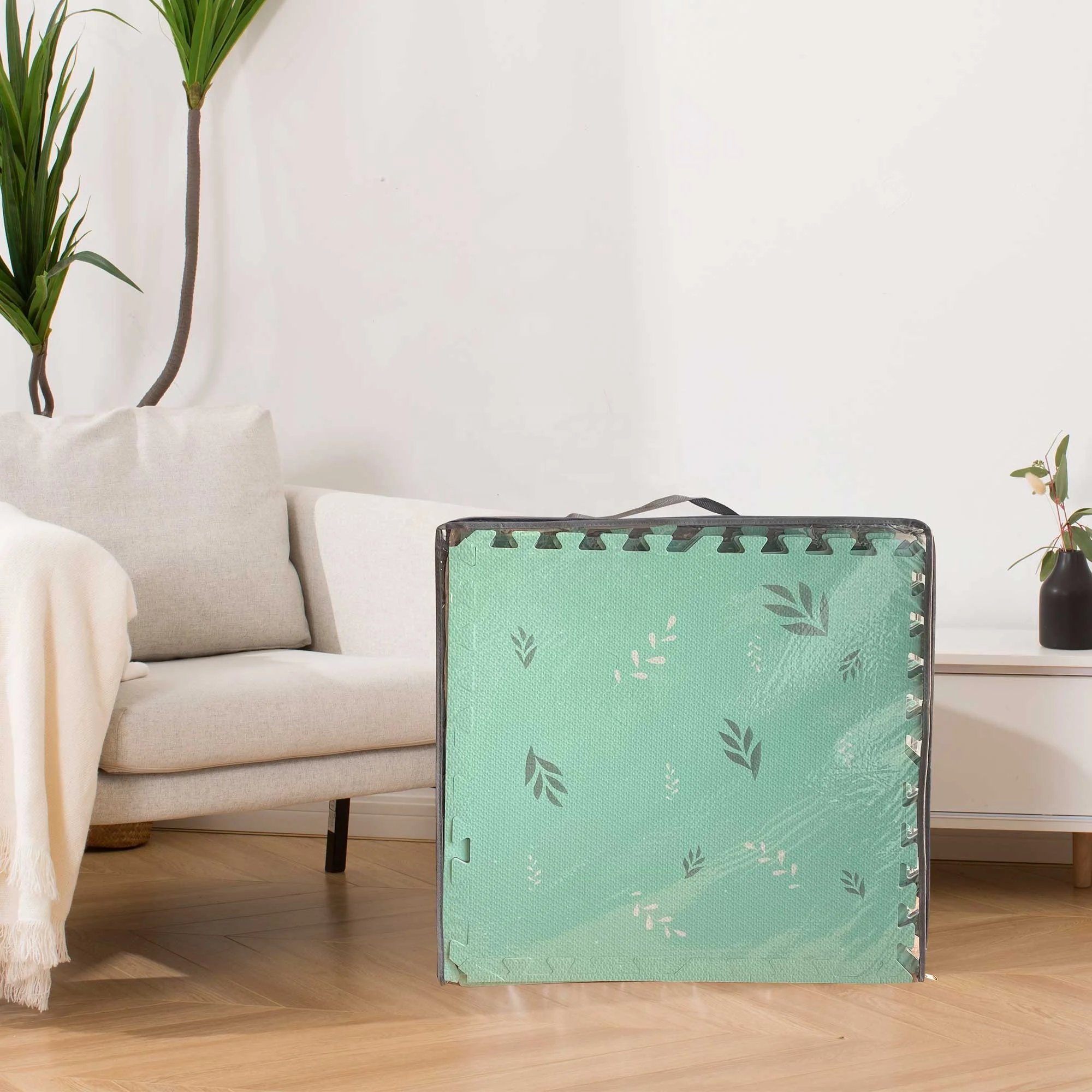 Shockproof and easy to store  EVA foam tiles floor mat children puzzle play mat