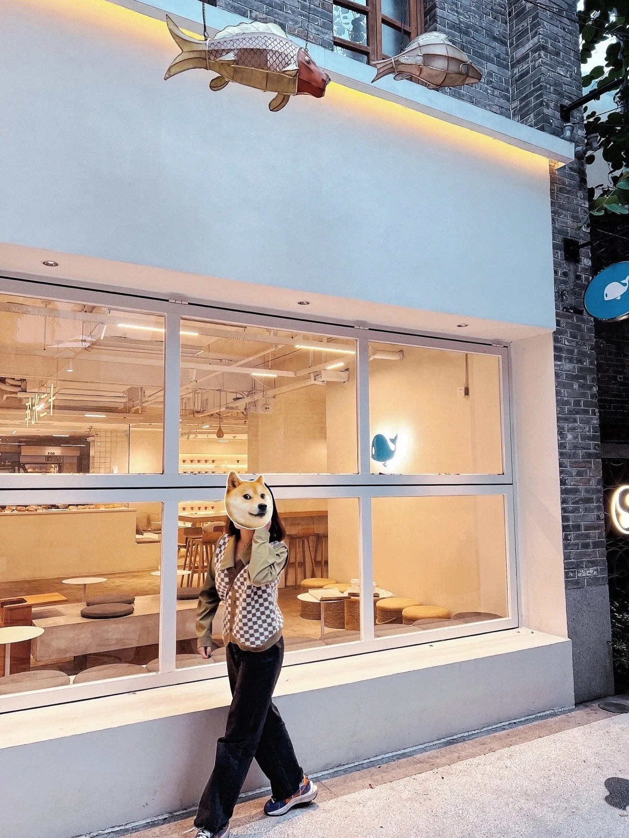 Factory direct doors and Windows aluminum tilting Windows Giant aluminum glass Windows can be customized