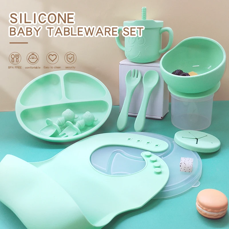 BPA Free Eco-friendly Silicone Dinner Plate and Baby Feeding Set Modern Design with Suction for Kids