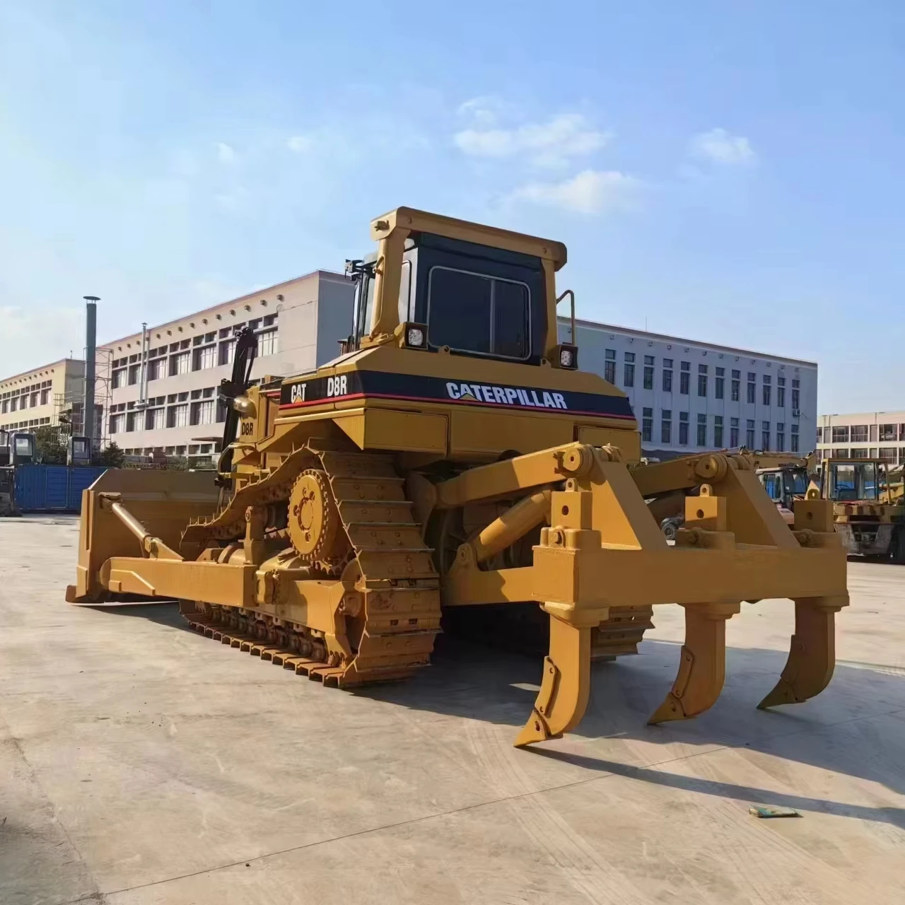 Японский бульдозер Caterpillar D6G/бульдозер с низким потреблением топлива б/у кошка D8R для продажи