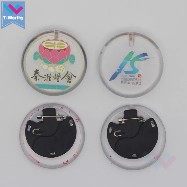 5cm Round Shape Custom Logo Promotional Gift Light Up Flashing LED Badge