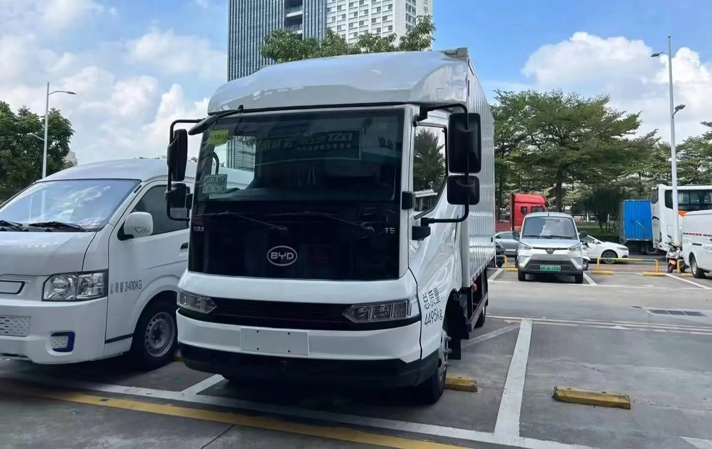 2024 byd t5 4.5t 4m single row truck new energy hybrid vehicles 1000km long range new cargo truck byd t5dm automatic