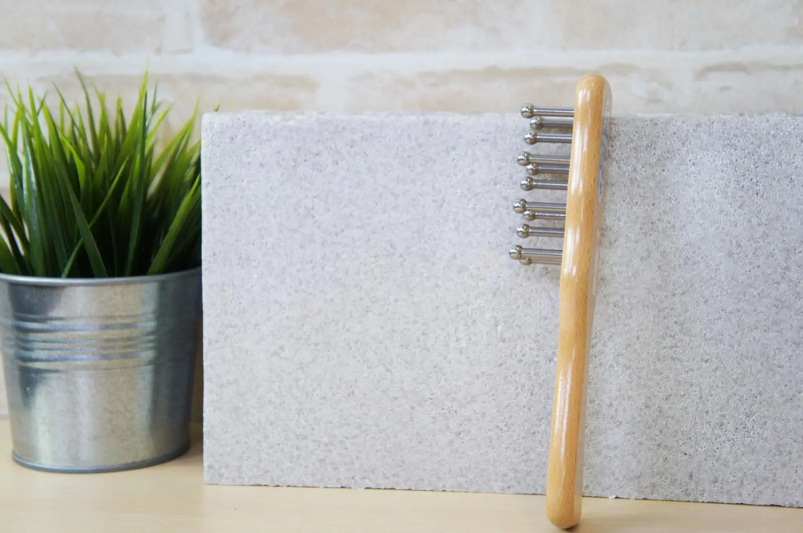 Head Massage Wooden Comb with 11 Stainless Steel Needle