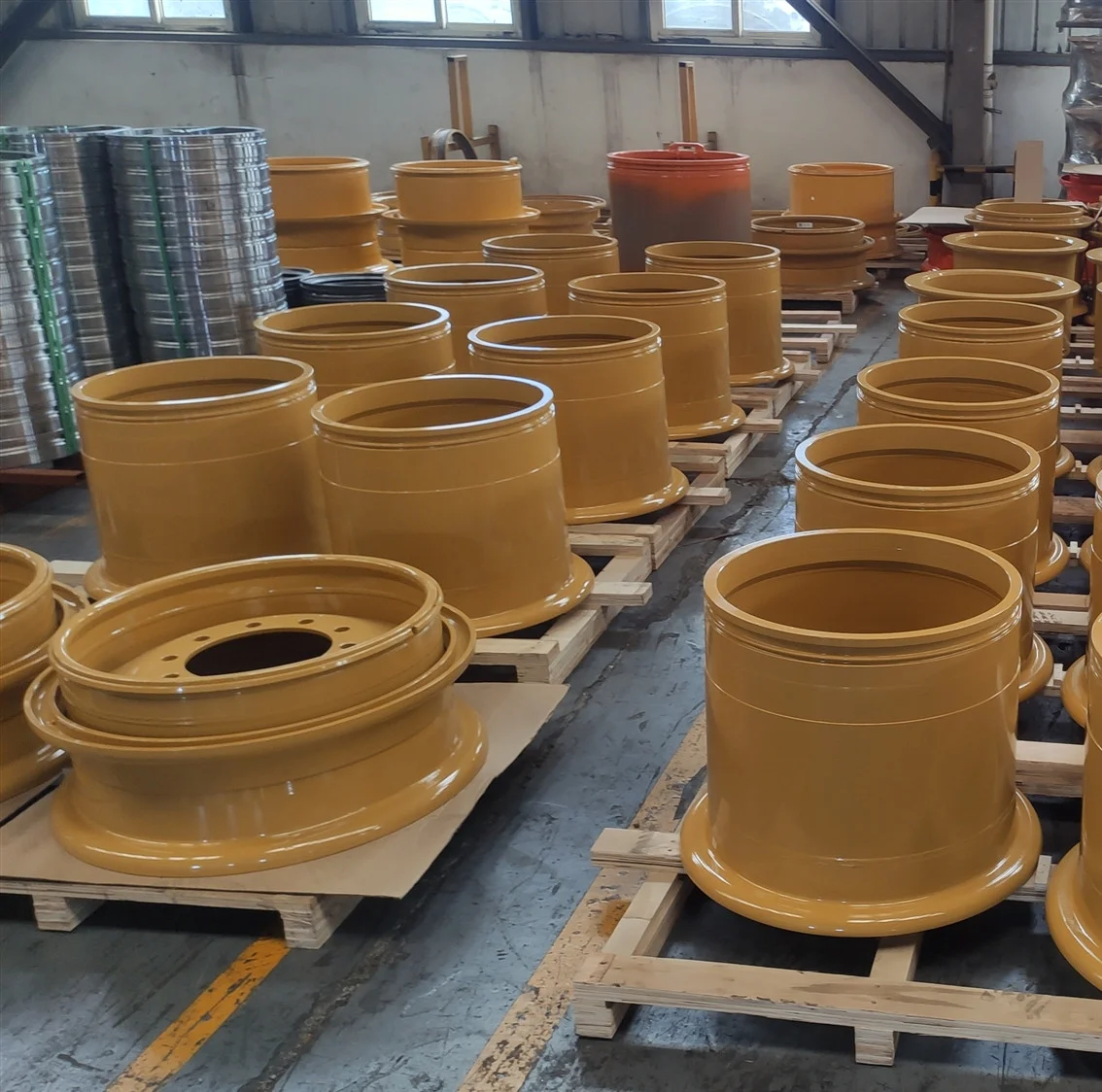 Full Range Diameter Tyre Size 21.00-25 Rtg Straddle Crane 25 Inch 5PC Tubeless Type 25-15.00/3.0 OTR Steel Wheel Rim