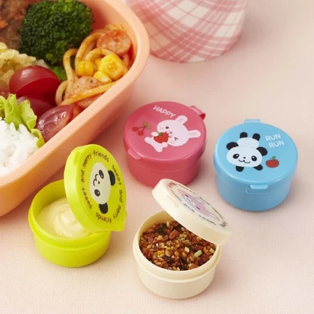 Japanese mini Tomato sauce salad dressing mini container plastic 4pcs capacity 14ml round  dot cute sauce bottle