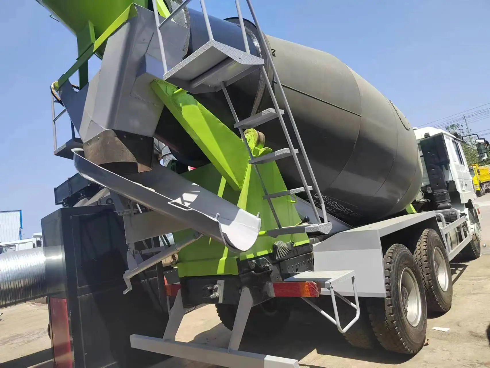 Used Shacman Mixer Truck Second Hand 10 Wheelers Shacman Mixing Truck