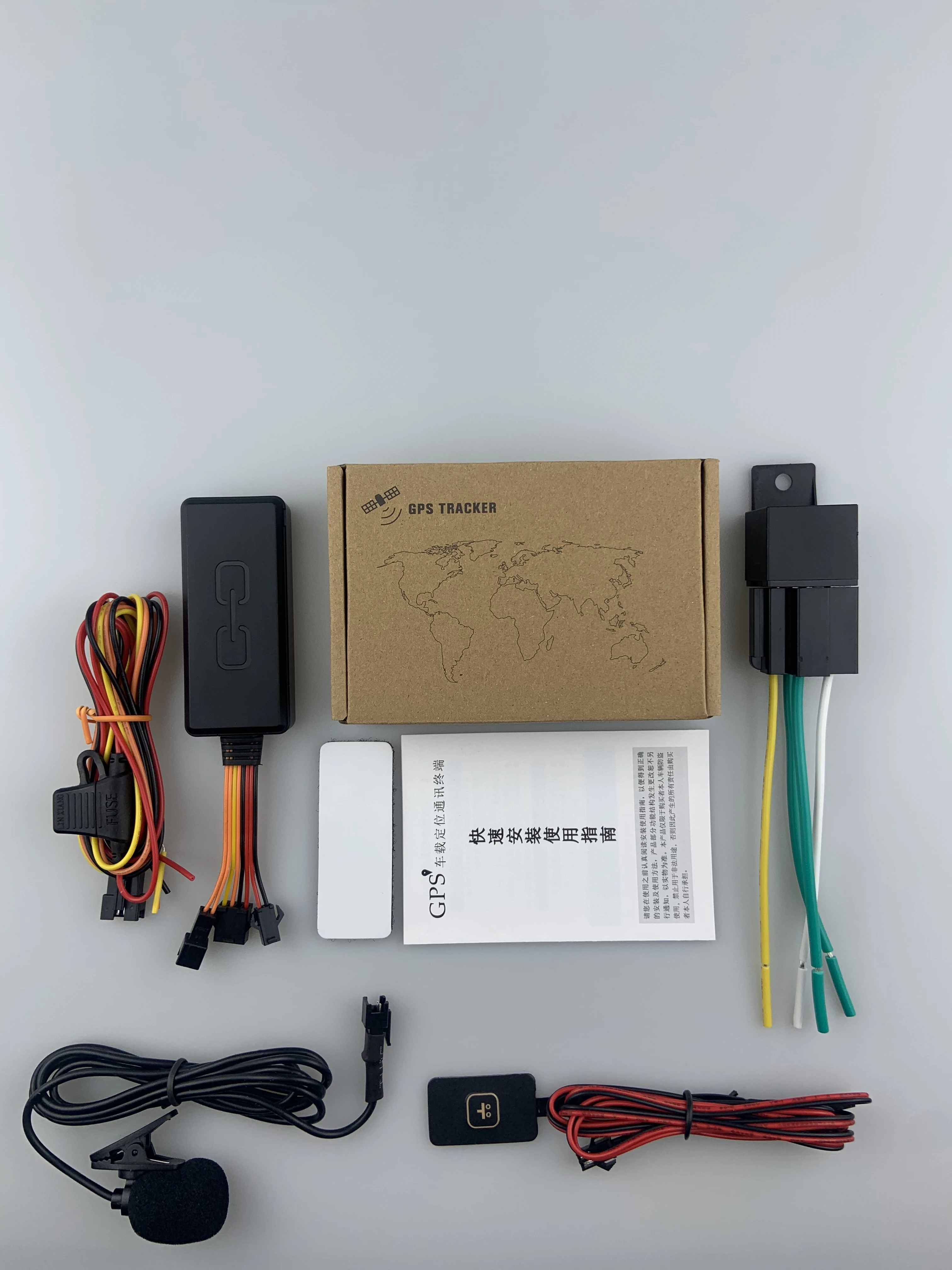 High quality good price gps tracker for vehicles 8 pin tracking device Global frequency band  long battery car tracker 4G