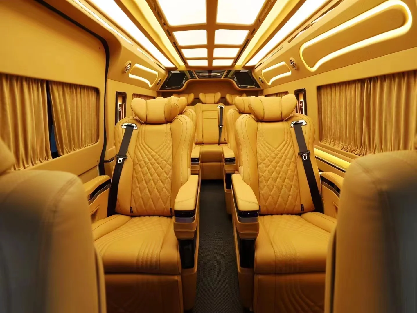 Customized Premium Nappa Leather Van Seat Recliner Camper Van Seats For Toyota Hiace Van