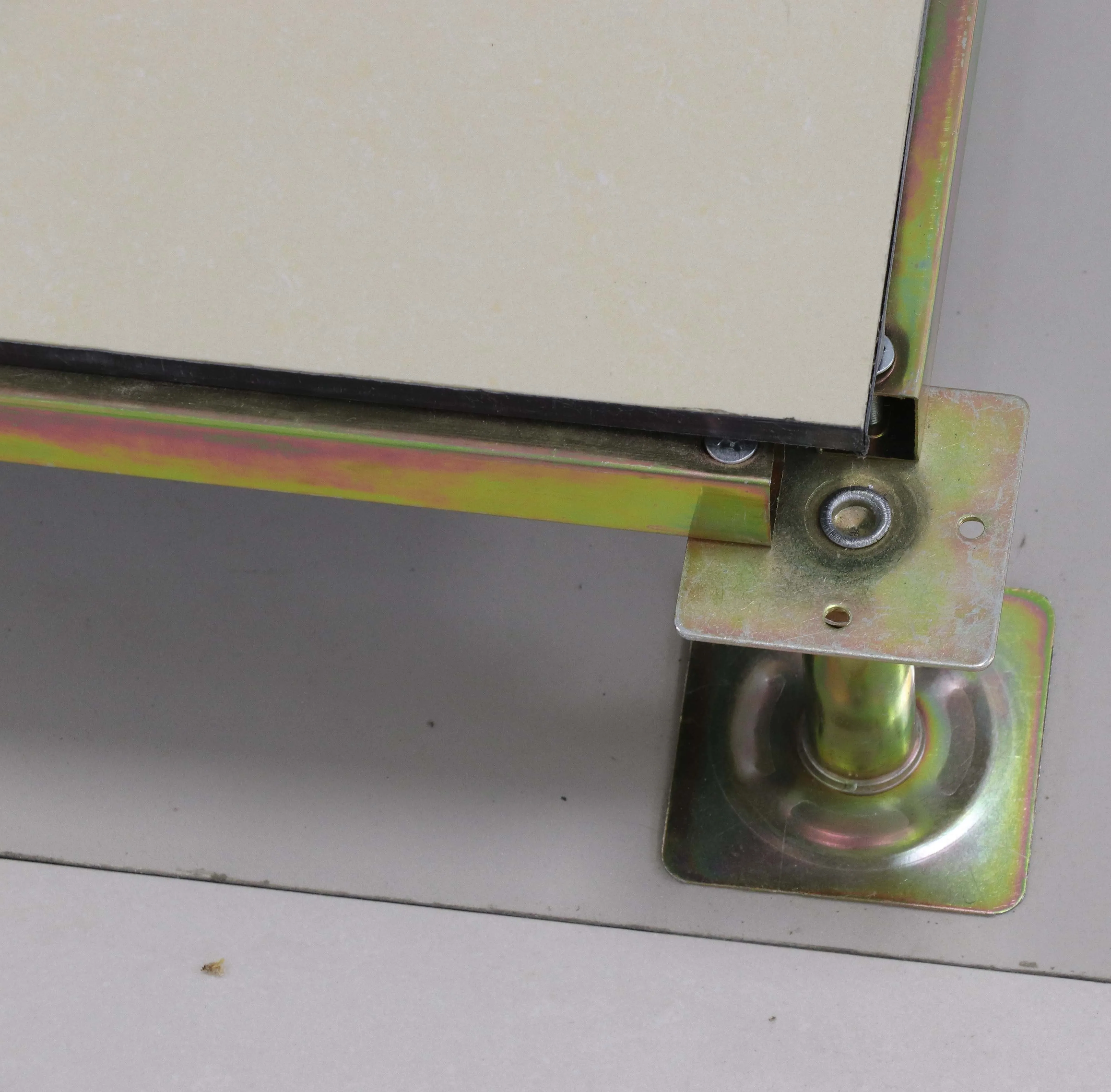 porcelain raised floor tiles factory plant raised floor  yellow Polycrystalline ceramic tile Anti static floor