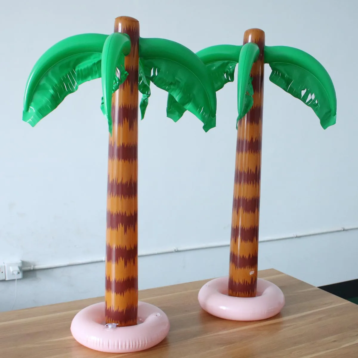 Hot Sale Inflatable Cactus Coconut Tree Plants for Home Decorations Swimming Pool Accessories Inflated Palm Party Decor
