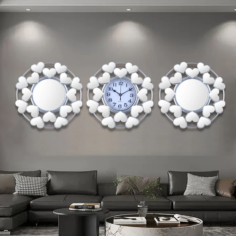 Light luxury decorative mirror wall threedimensional wall hanging clock living room wall decoration model room decorative clock