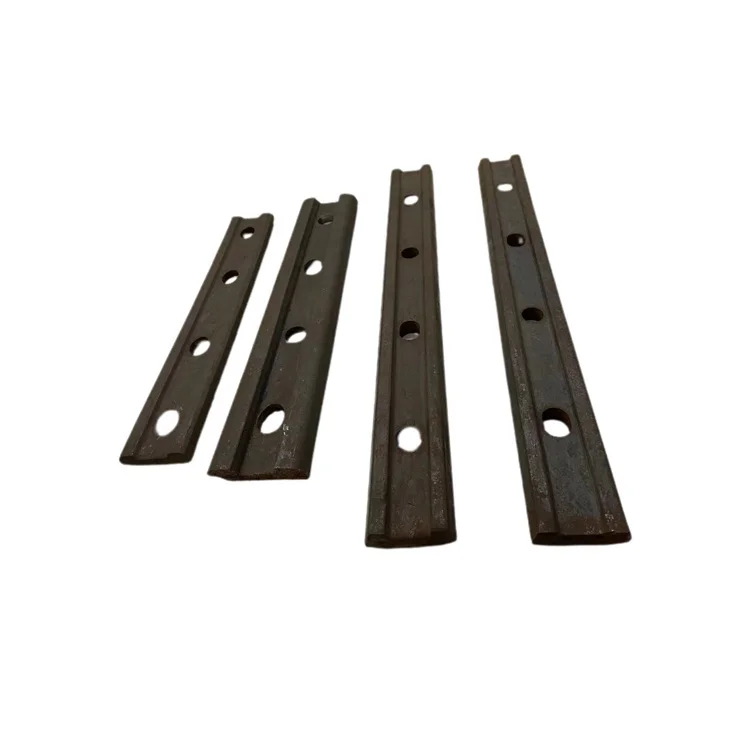 Railway fittings---Insulated track splint for railway track connecting joint