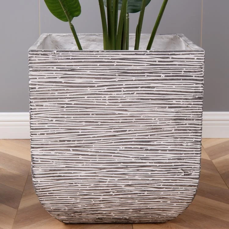 2024 Wholesale Giant Modern Decoration Fiberglass Vase Garden Planters Handmade for Plant