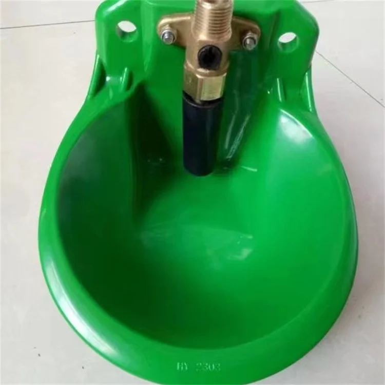 Wholesale Livestock Automatic Cattle Cow Drinking Water Bowl Cast Iron Horse Drinker For Animal