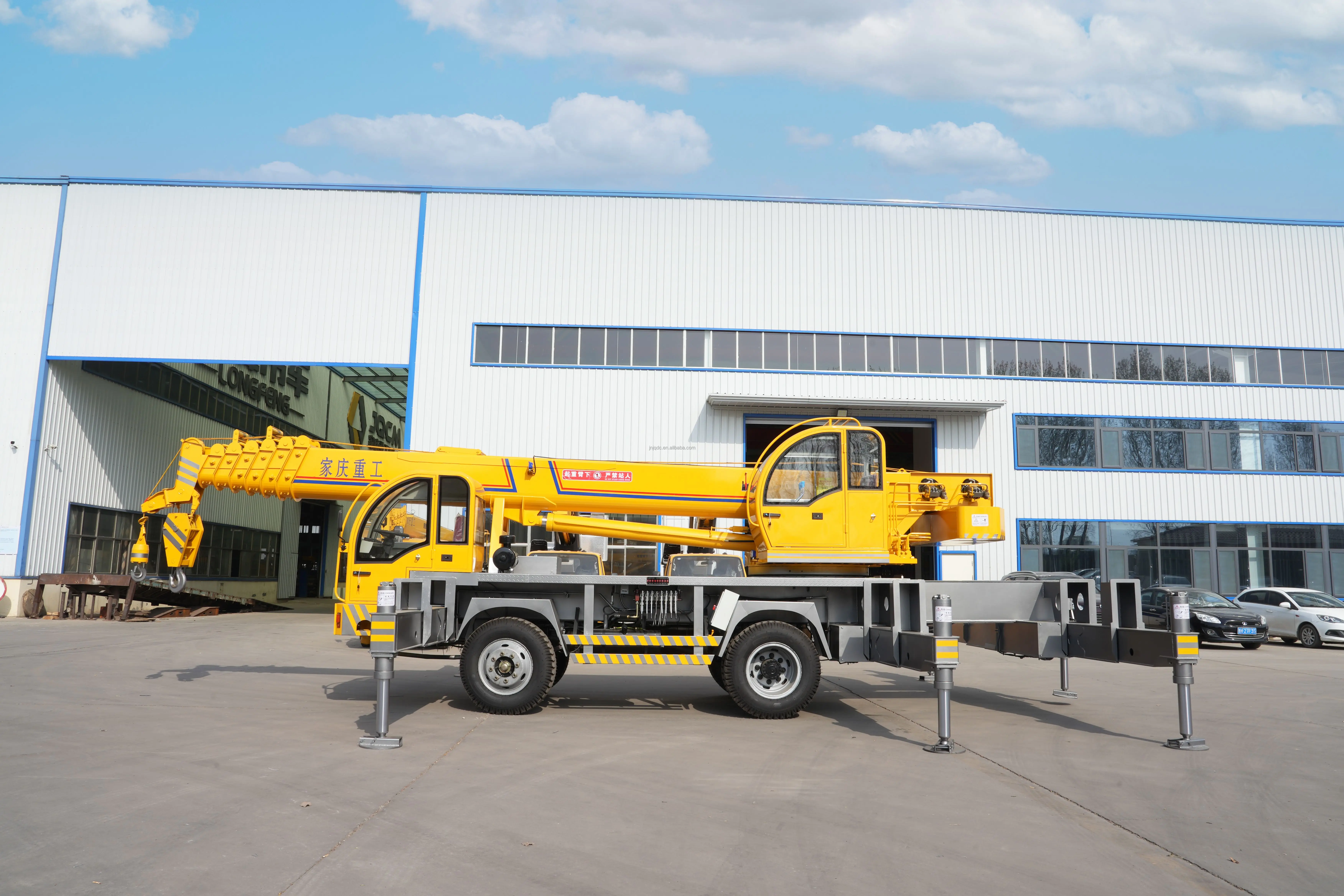 New hot sale construction application telescopic boom crane mobile crane truck 16 tons homemade crane
