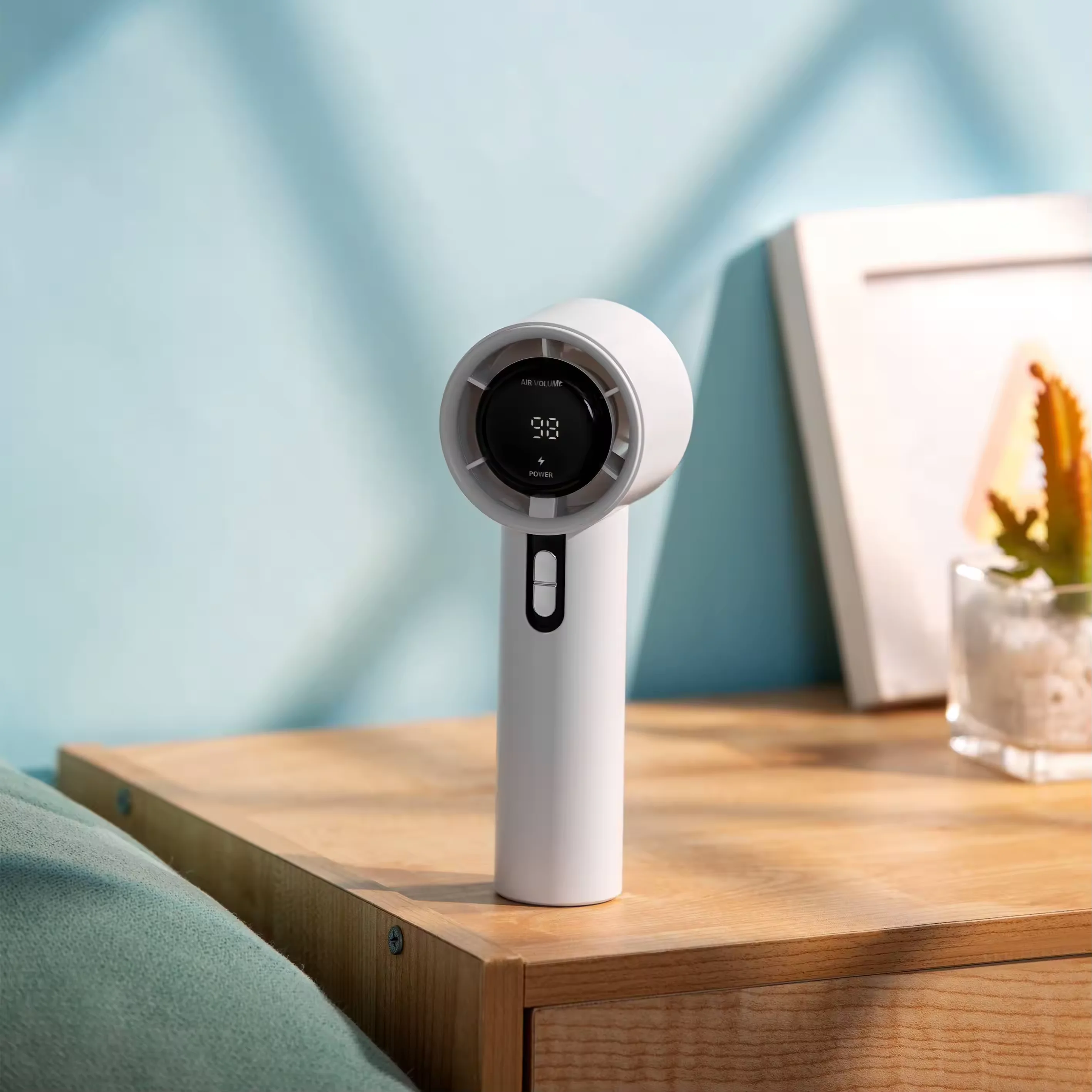 2024 Newly High Quality Hd Led Screen Display High Speed Fan Intelligent Rechargeable Fan Handheld Adjustable Strong Wind Fan