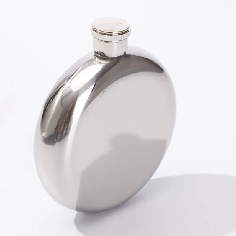 Custom 5oz Stainless Steel Hip Flask Classic Round Wine Whisky Bottle Outdoor Portable Hip Flask With Transparent Glass Window