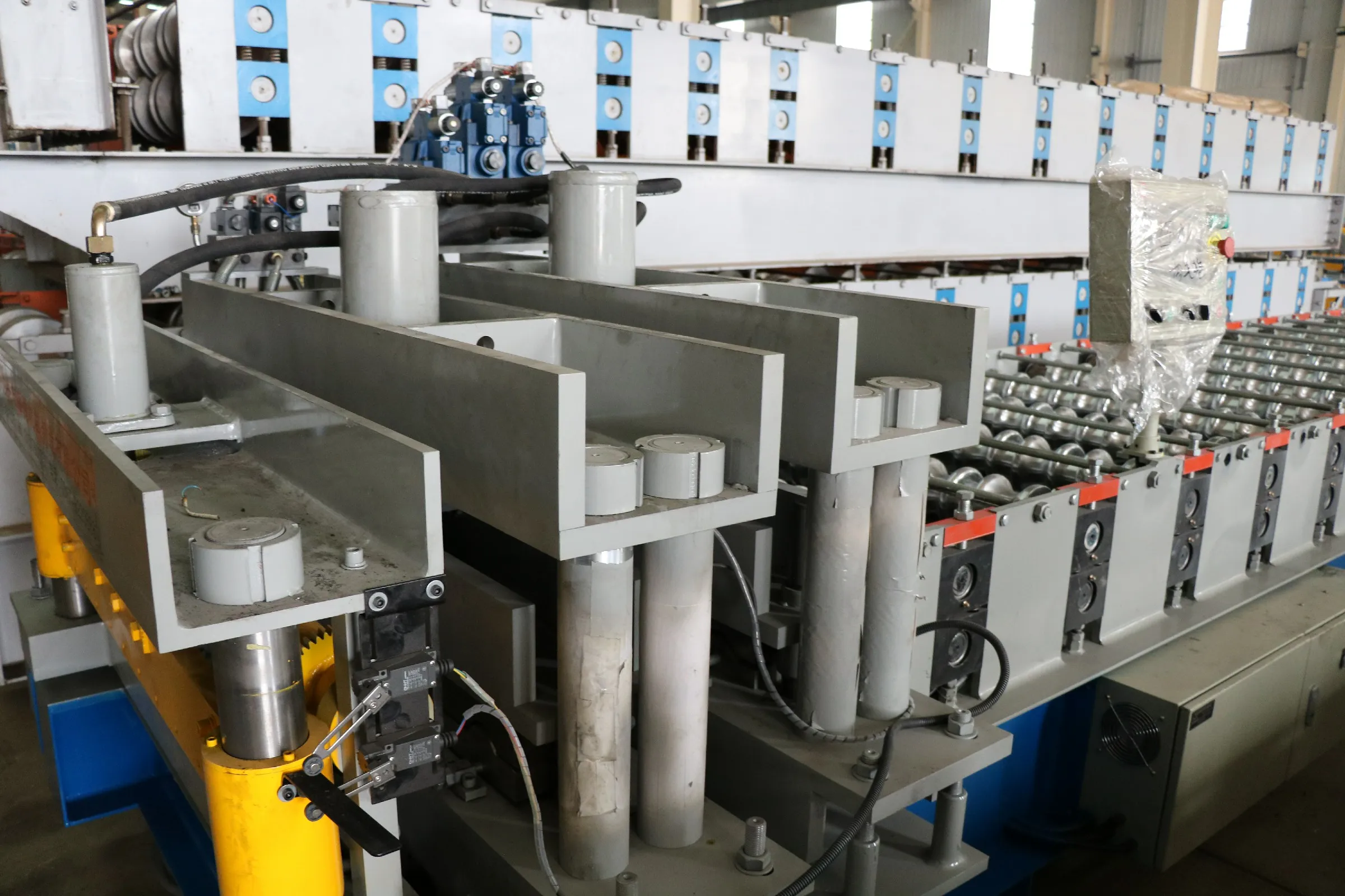 HAIDE Best Seller concrete roof tile making machine rotary sheet metal machine