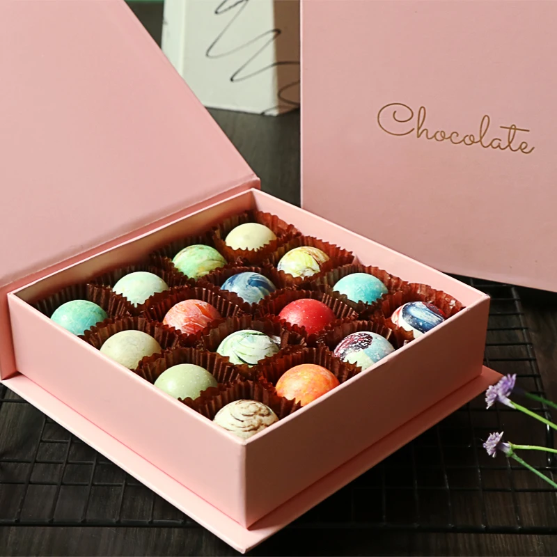 Free Design Custom Wedding Paper Gift Chocolate Packaging Box for Chocolate Christmas Packaging Box
