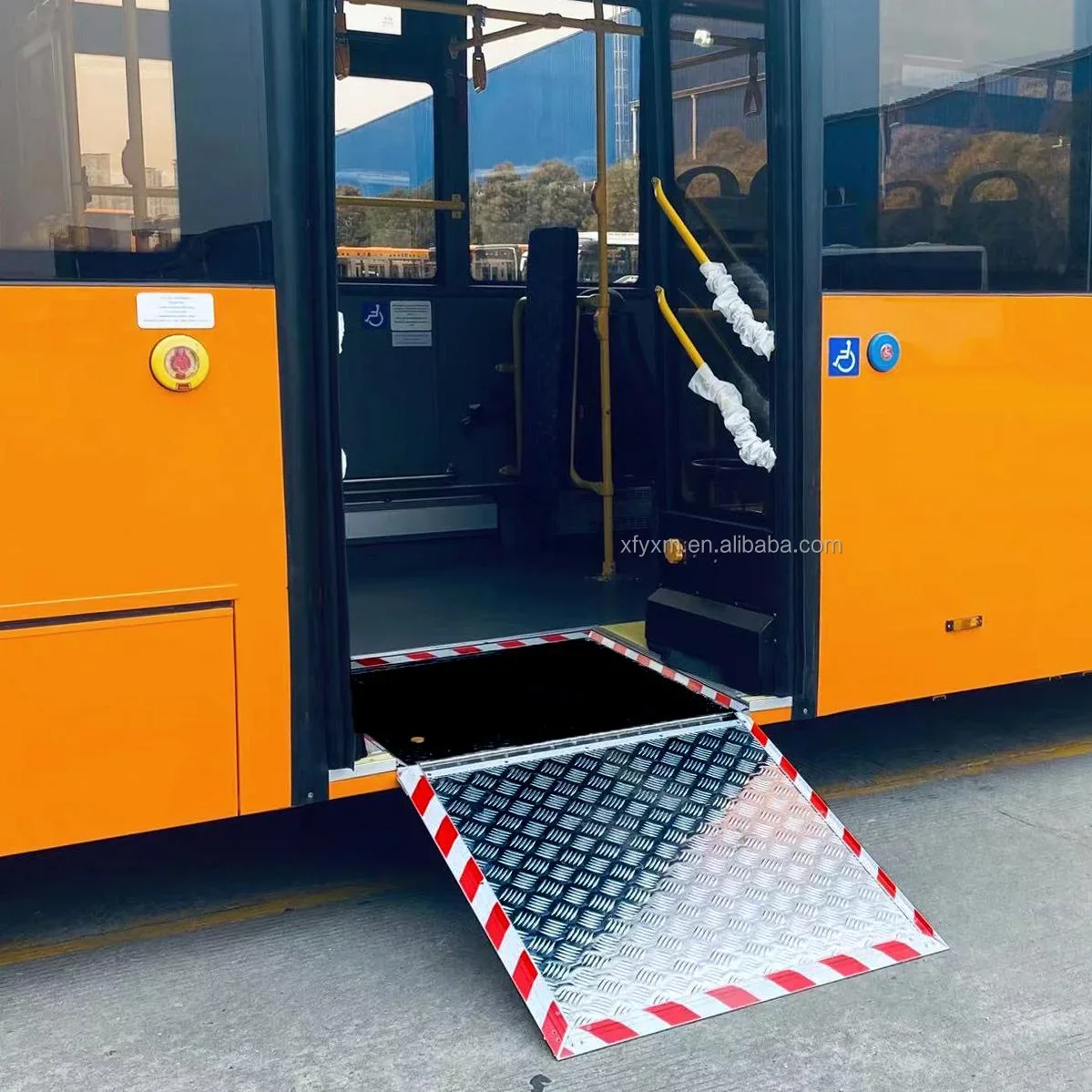 Factory Wholesale Disabled Wheelchair Ramp Vehicle Bus Wheelchair Ramp Flip Wheelchair Ramp All Aluminum