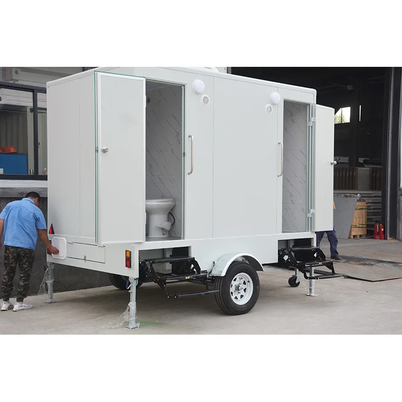 China supply biodegradable container public mobile trailer toilet with sewage and water tank