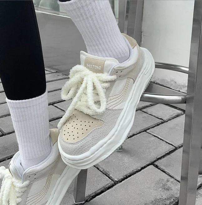 fuzzy shoe laces7.png