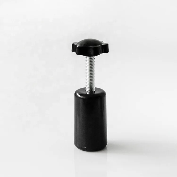 Wholesale simple perfume bottle lock machine 15 plastic bayonet sprayer manual edge holder