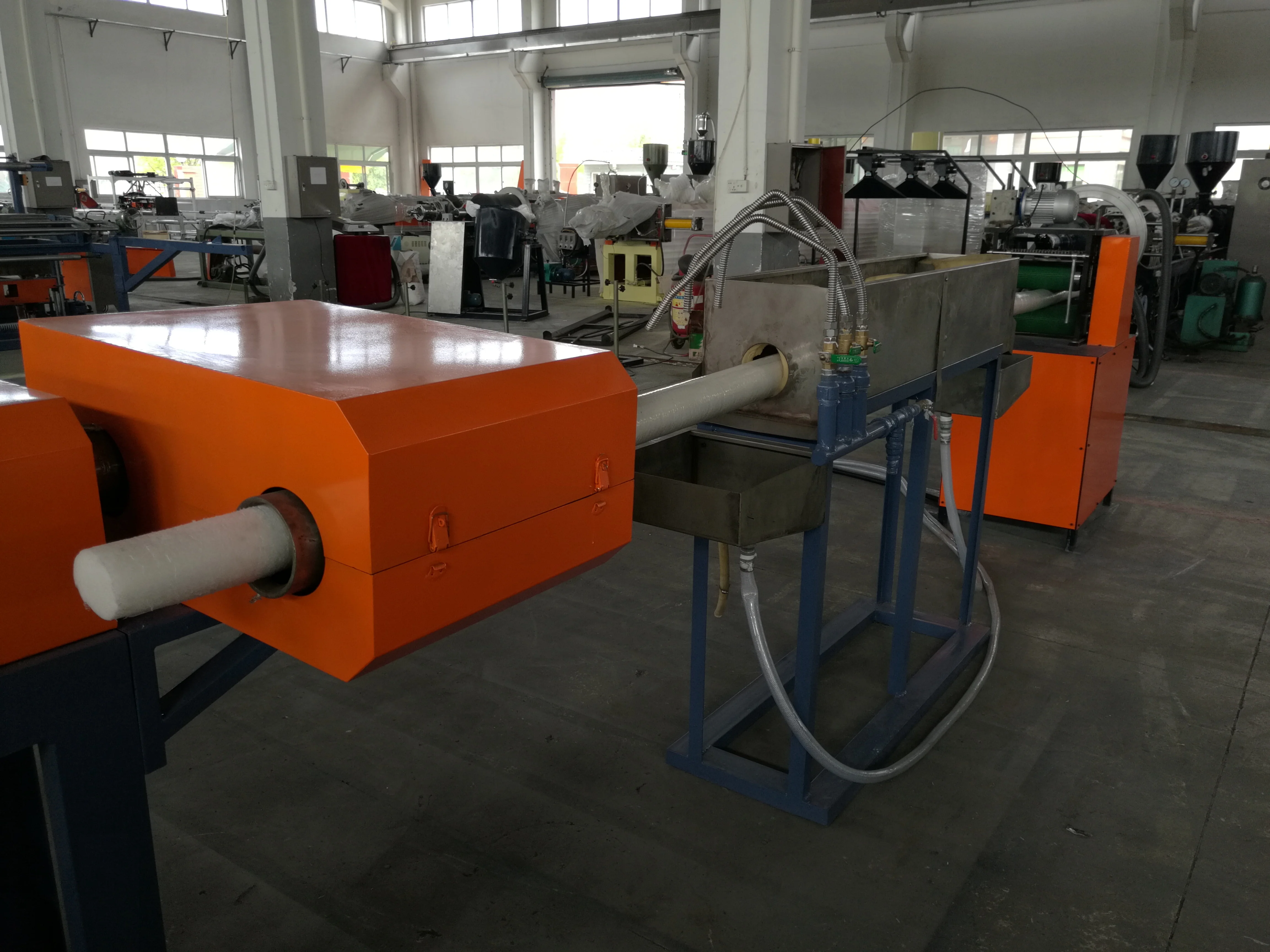EPE FOAM PIPE COVERING MACHINE, FILM EXTRUDING COVERING MACHINE