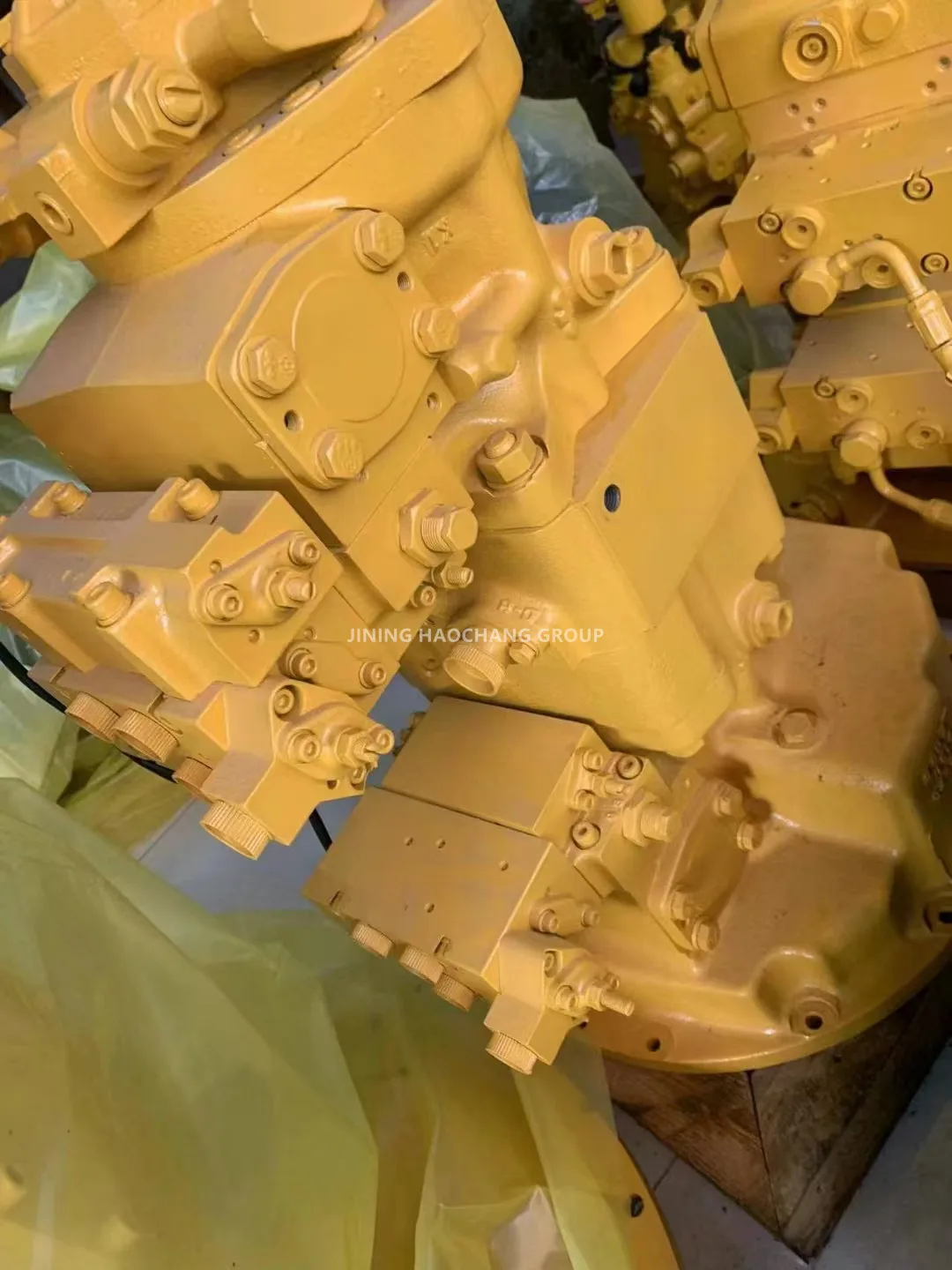 Excavator Pilot Pump 20Y-60-X1261 HPV90 PC200-5 PC220-5 Hydraulic Pump For Komatsu