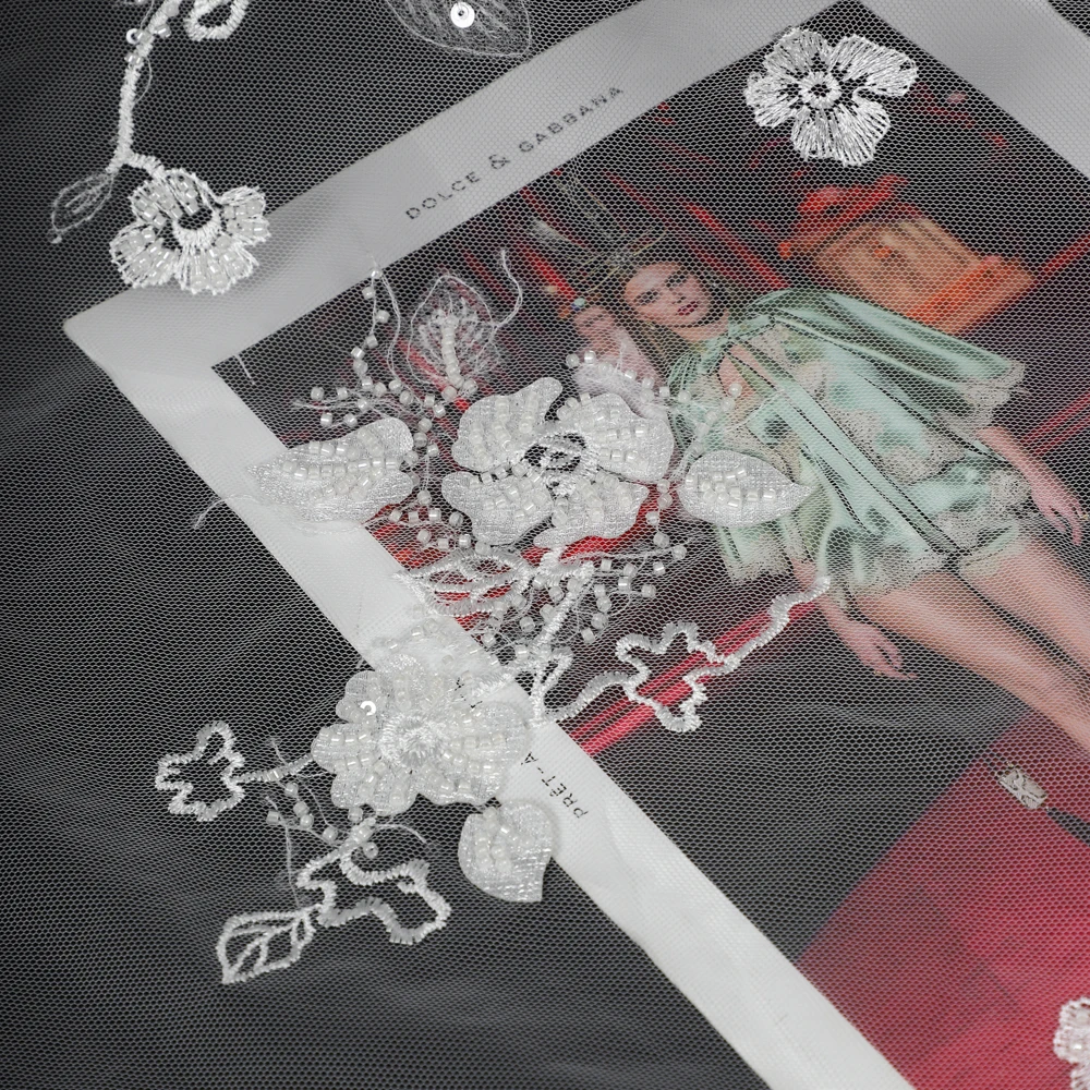 Yanzi Fashion 3D Flower Embroidery Beaded Sequin Lace Fabric By Yard White Mesh Dress Couture Bridal Veil Wedding Lace