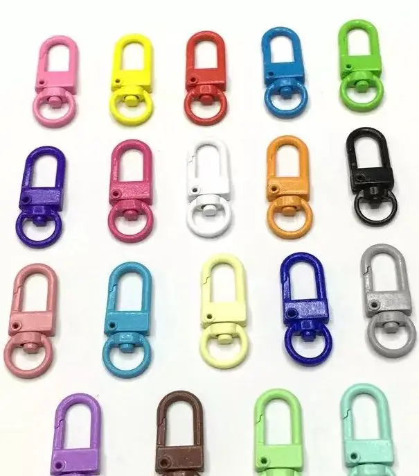 Новые металлические брелки для ключей, милые красочные милые для дома, автомобиля, повседневные брелки для ключей, аксессуары для макияжа