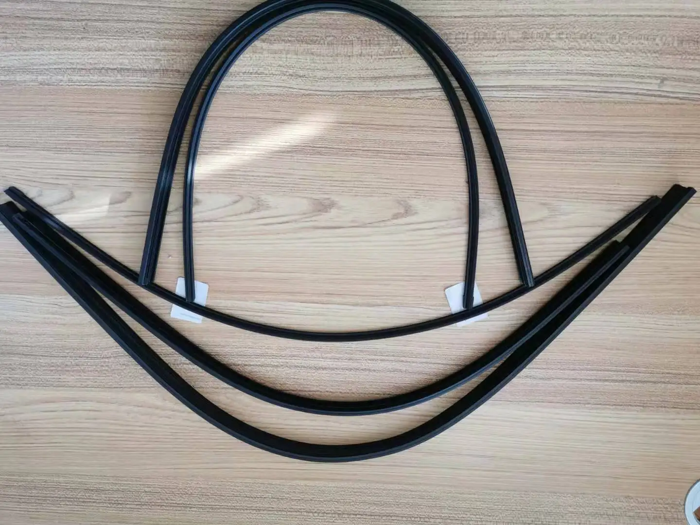 
Grade A Car Auto Vehicle Soft Rubber Refills For Front Windshield Hybrid Wiper Blades 8mm 14