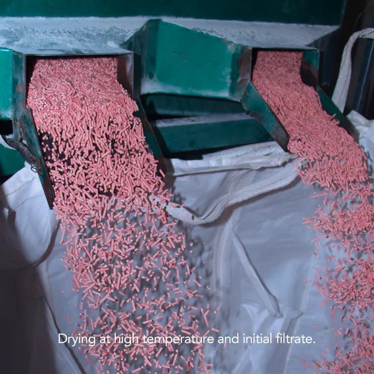 15 Years Cat Litter Factory OEM ODM Best selling 2.5KG Fragrant clumping Deodorization High Solubility plant tofu cat litter