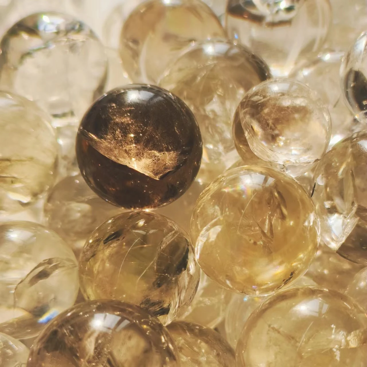 Wholesale Natural Crystal Mini Balls Smoky Quartz Small Spheres For Decoration