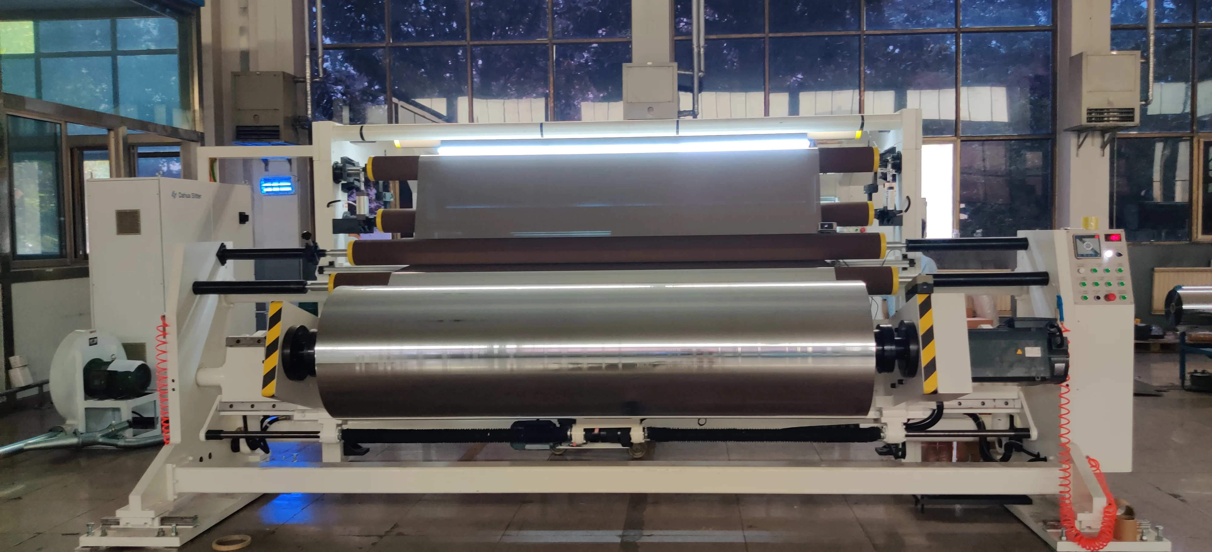 Dahua slitter 1.0 version 2700mm web width slitter for metallized CPP film individual station type slitting machine film slitter