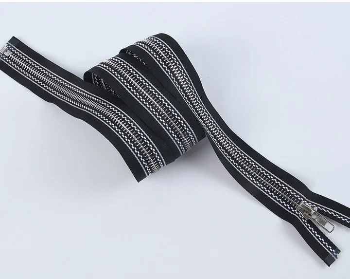 No. 5 white gold open zipper with special stripe with black background and white dots  zipper