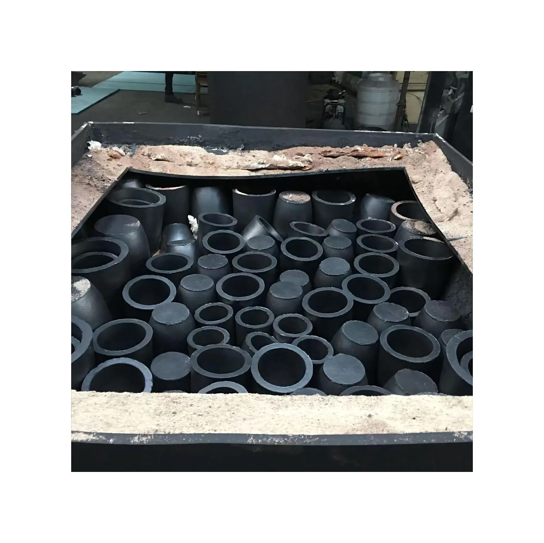 Graphite clay crucible No.5 type  for refining and melting gold, sliver, copper, iron, aluminum and gas cutting slag