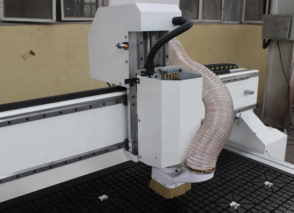Woodworking CNC machine automatic 3D engraving machine CNC cutting machine 1325 wood CNC router for sale