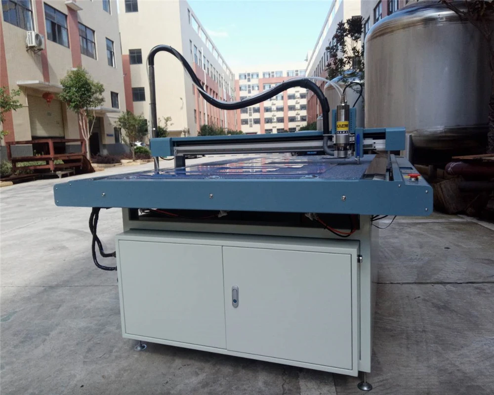 1500*900mm Template Cutting Plotter PVC Acrylic Epoxy Resin Template Cutting Plotter Garment Cutter