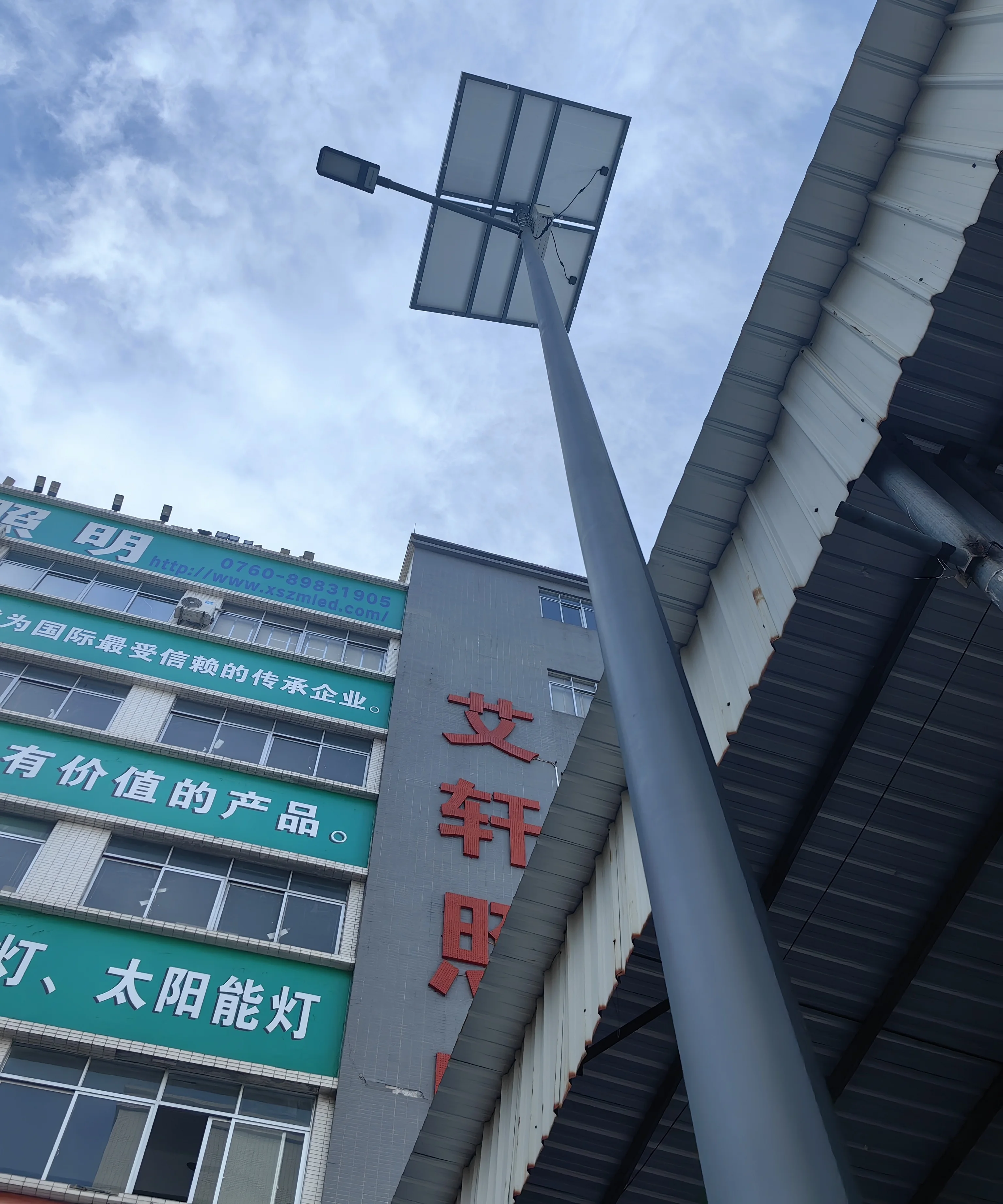 Galvanized street light pole Lamp Post 4M 6M 8M 9M 12M 14M Street Light Poles customize hot galvanizing steel streetlight pole