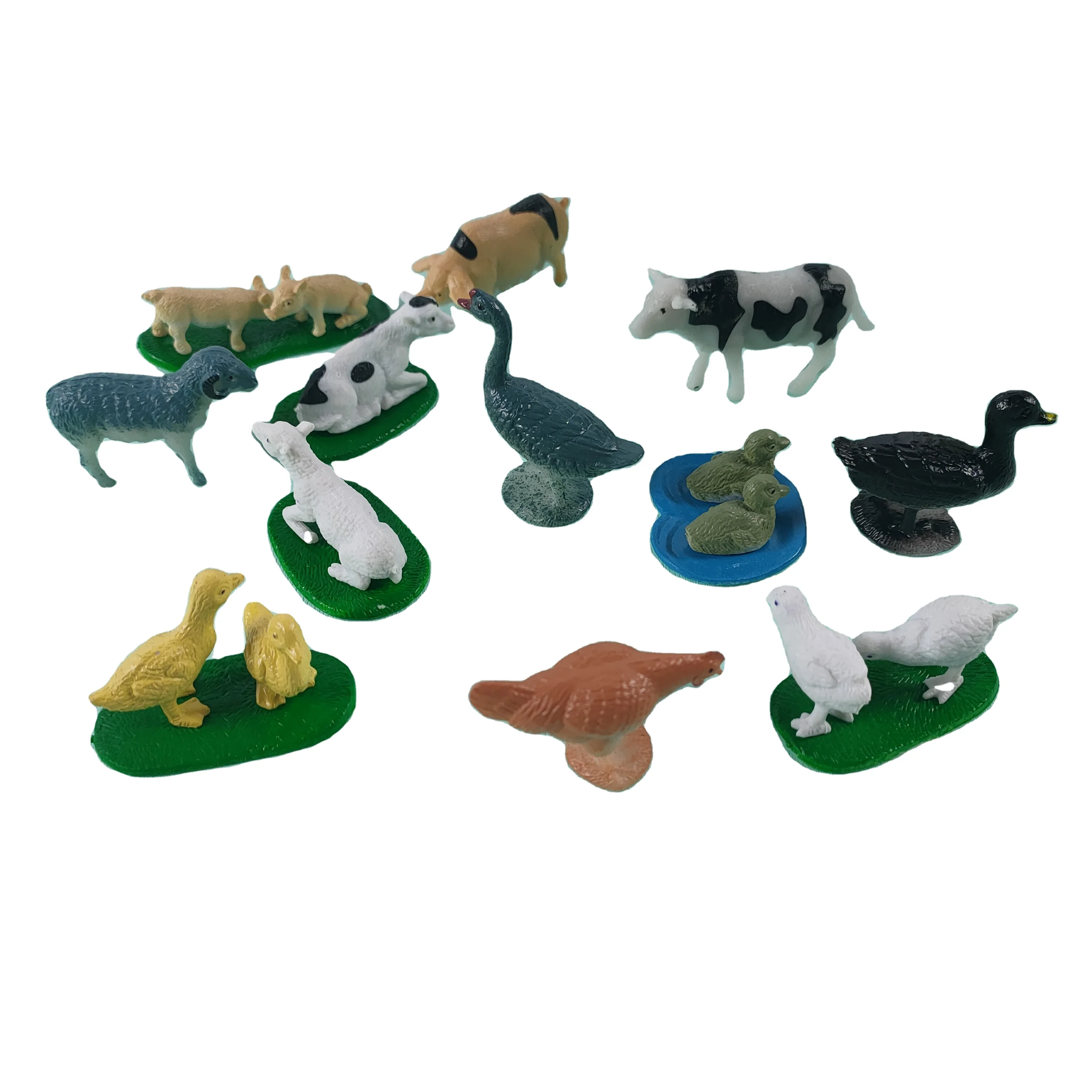 Factory Wholesale 12 Pcs PVC Plastic Farm Animal Cartoon Figure Toy Bulk 3D Small Animals figurines Plastic Toy