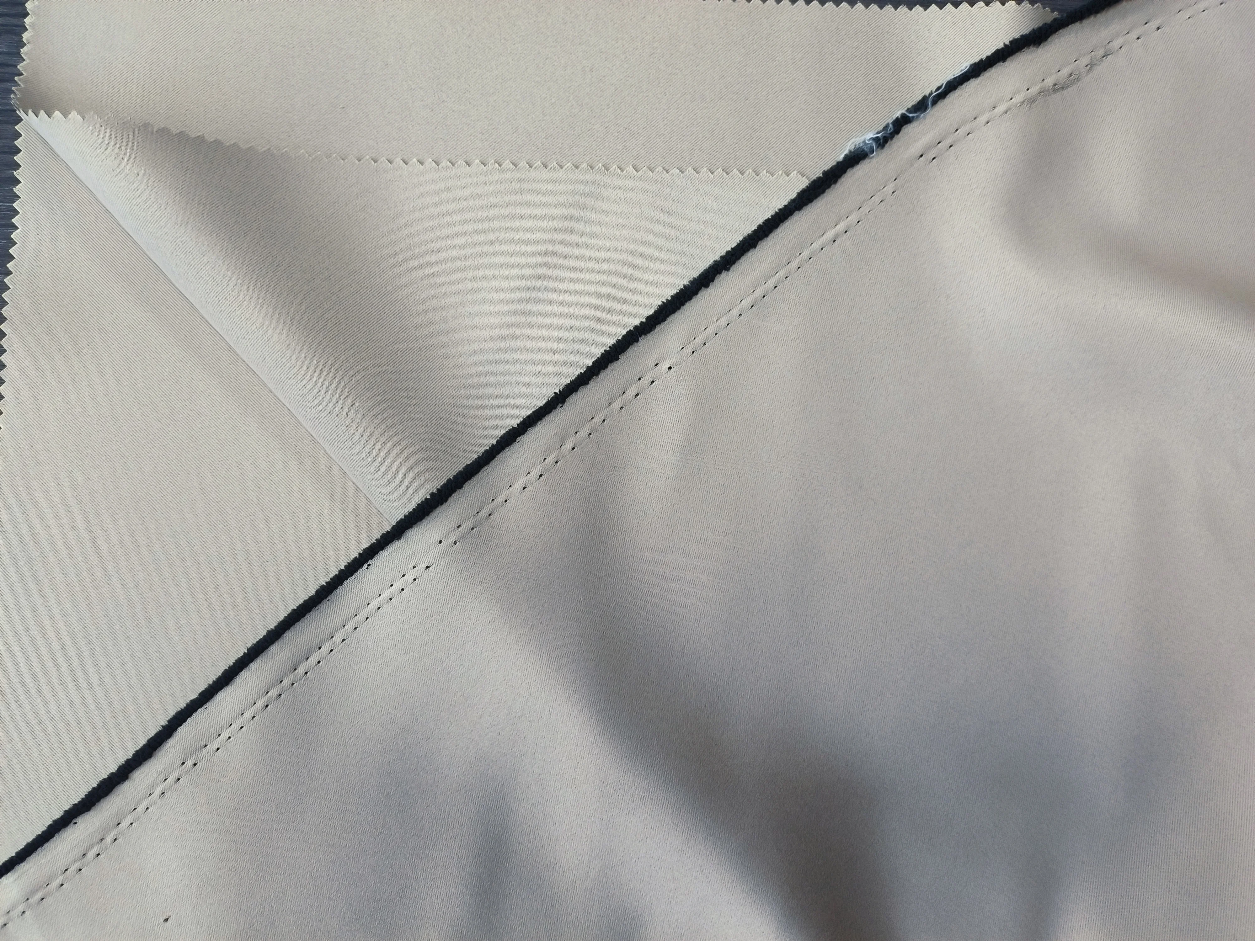 High quality 100%polyester waterproof blackout flame retardant shading fabric for Home textile car cover tent curtain