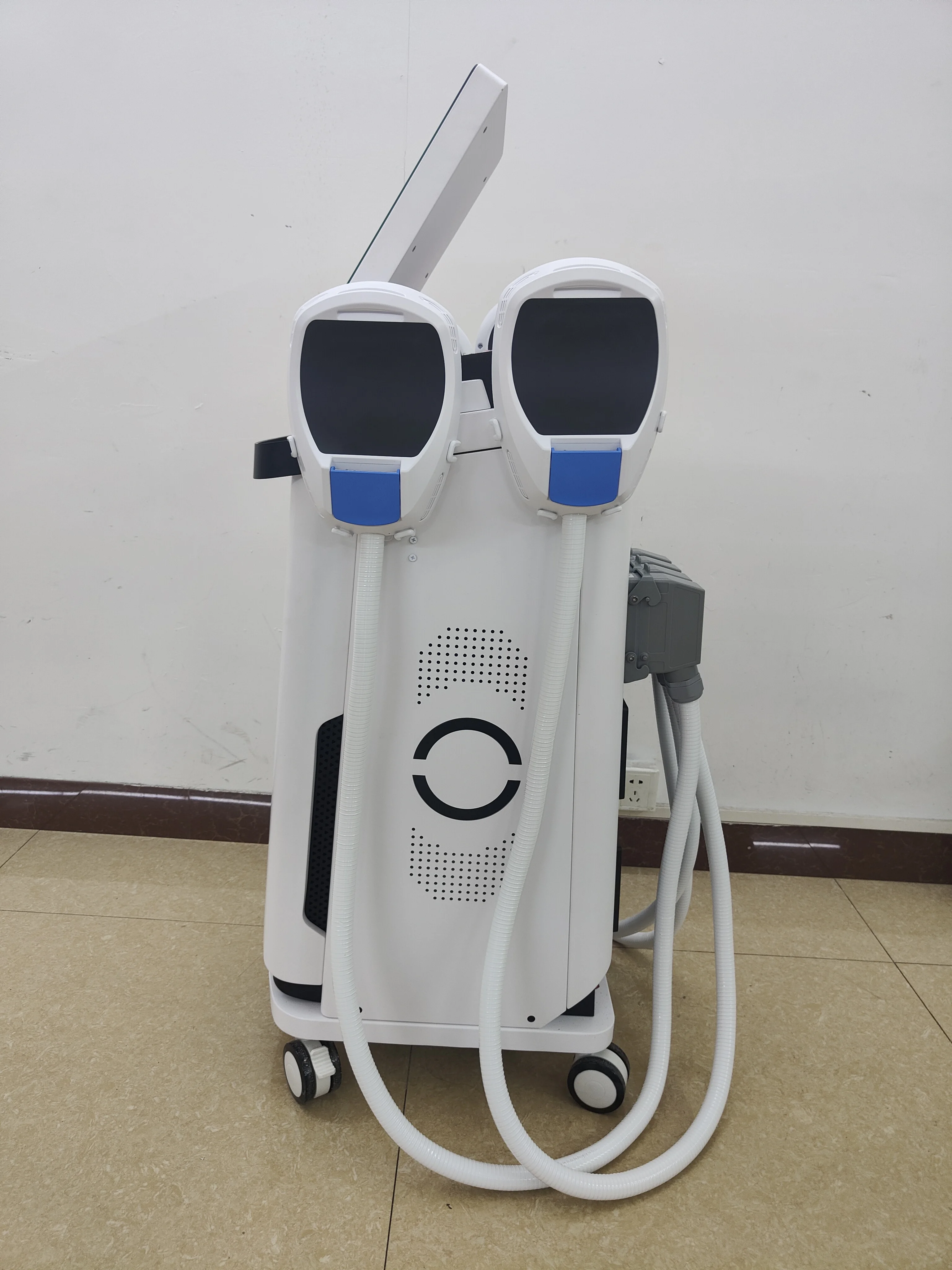 15 Tesla Machine With 4 Handles Ems Sculpting Machine Body Slimming Device Skin Tightening Fat Removal Machine For Clinic