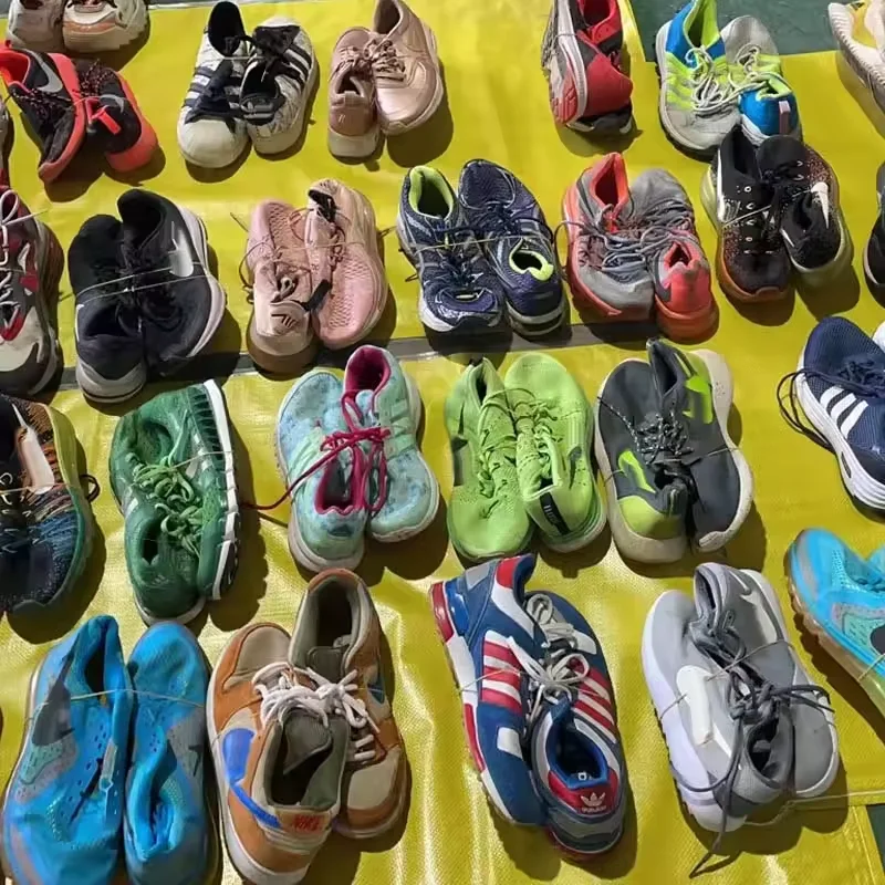 Wholesale cheap second-hand shoes for women men sports running bale sneakers unisex stock used shoes Direct from the source