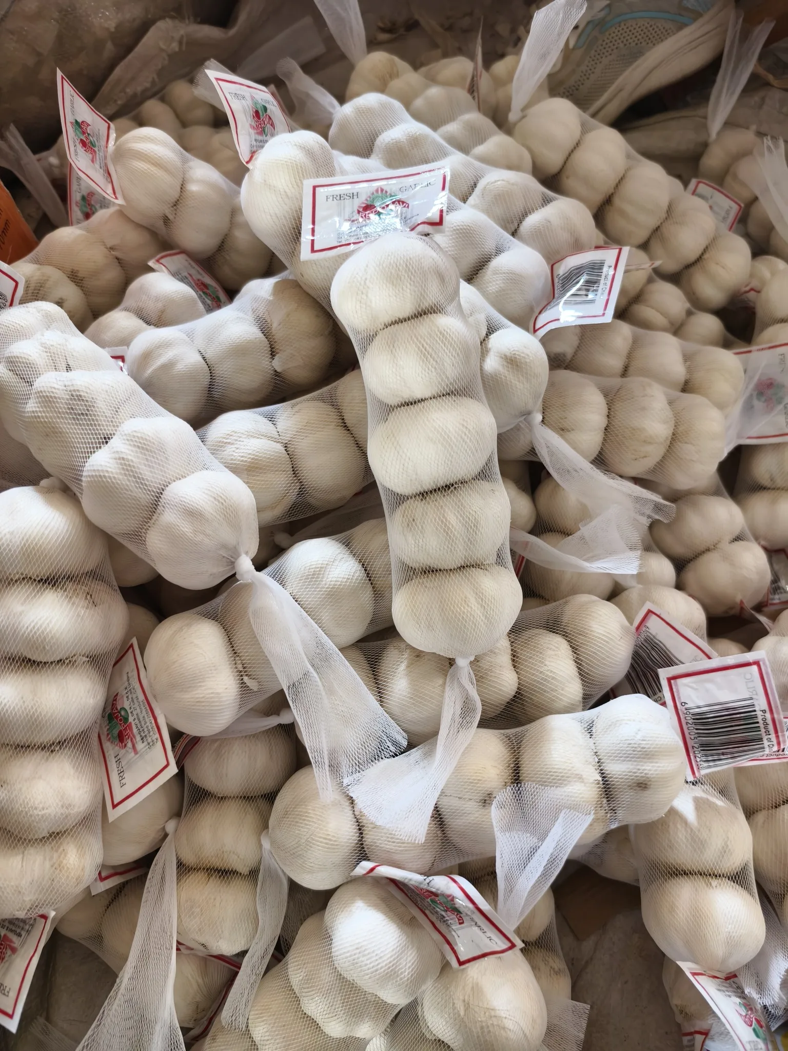 2024 Fresh Garlic Chinese Factory Direct Sale 3-4cm Sizes 10kg Mesh Bag Packed 5.0cm Red Garlic for Wholesale