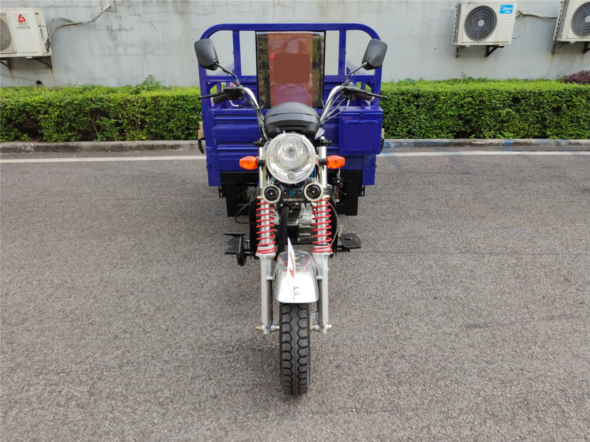 1.6m*1.1m Cargo 150cc Air Cooling Morocco EEC Certificate Tricycle