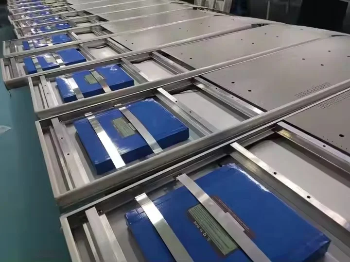 Hot Selling IP66 Solar Street Lamp High Energy Conversion All In One Solar Street Light Die Cast Aluminum